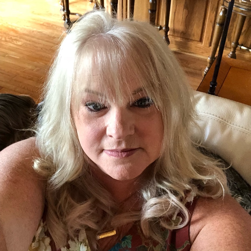 Meet your Posher, Janice